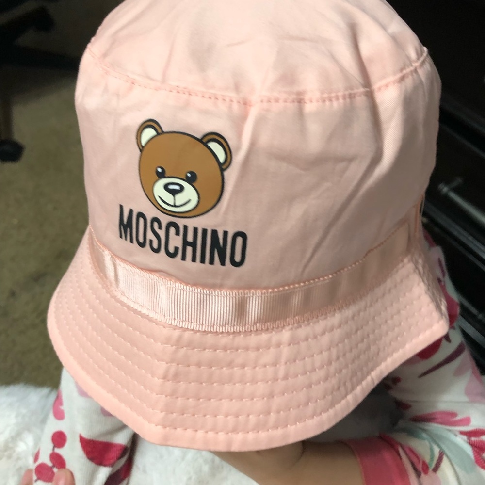 Toddler girl bucket hat, brand new. Super cute